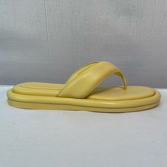Gia Borghini Women's Yellow Leather Thong Slide Sandals Size US 9/ EU 39 $475 - Picture 12 of 16
